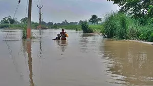 Bihar villagers face severe flood threat in Bhagalpur as Ganga continues to rise Bihar villagers face severe flood threat in Bhagalpur as Ganga continues to rise