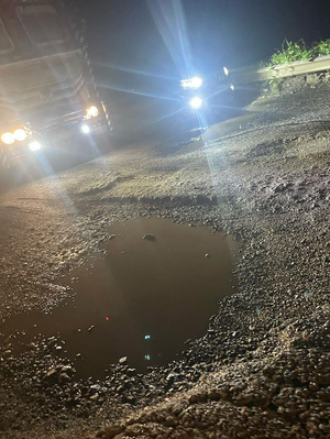 Newly constructed flyover develops pothole in Bihar’s Vaishali