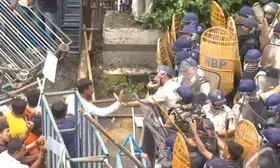 Nabanna Abhijan: Police use tear gas, water cannons to disperse protesters