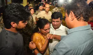 Kavitha walks out of Tihar Jail, emotional scenes as family greets her