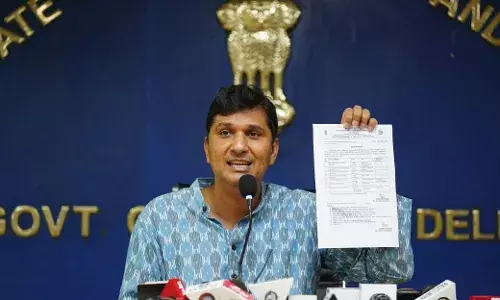 Delhi Health Minister Saurabh Bharadwaj exposes lies of Lieutenant Governors office in press conference