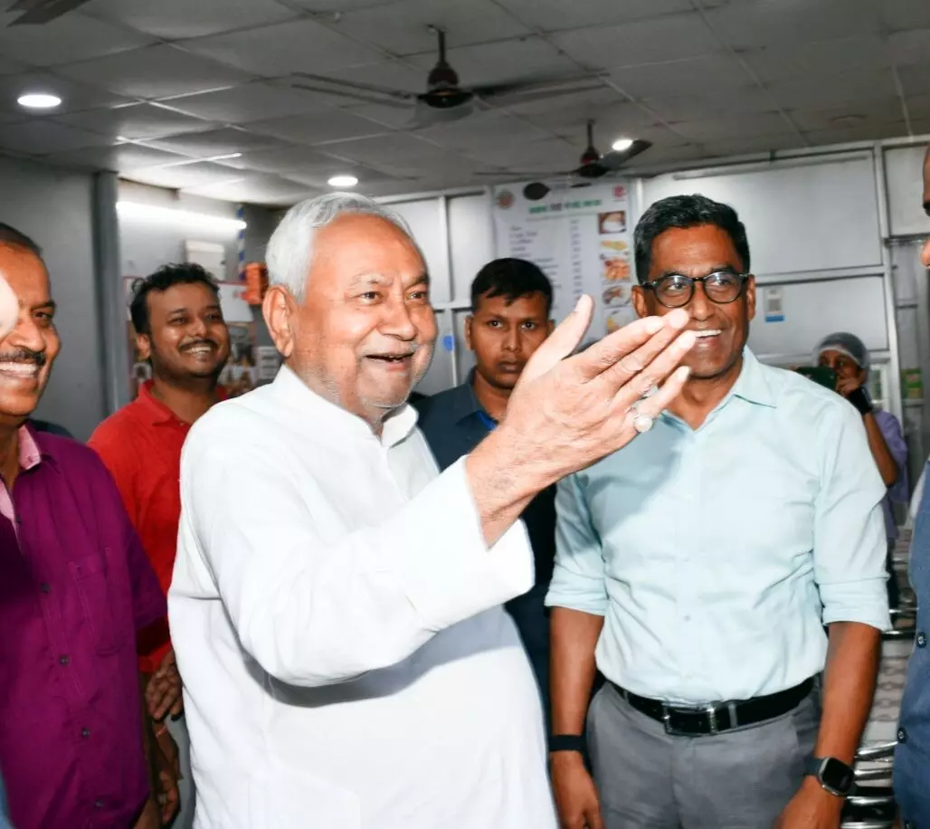 CM Nitish Kumar Urges Swift Completion of Model Hospital at Guru Govind Singh Campus CM Nitish Kumar Urges Swift Completion of Model Hospital at Guru Govind Singh Campus