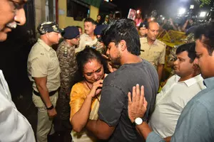 Kavitha turns emotional on meeting family after walking out of Tihar  Jail (Lead)
