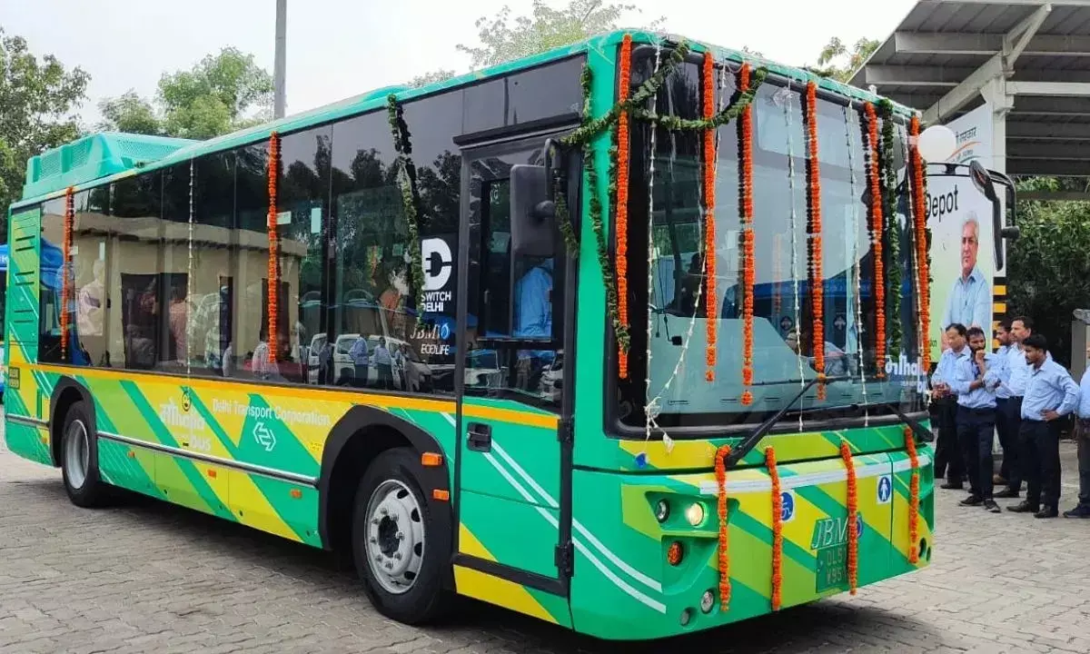Delhi Government Begins Trial of Mohalla Bus Service to Boost Last-Mile Connectivity