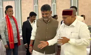 Amid face-off, Dy CM Shivakumar enjoys K’taka Guv’s company at party