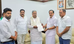 Shirur landslide: Kerala delegation meets CM Siddaramaiah, seeks resumption of search to track missing persons