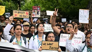 Centres meeting on safety of healthcare workers underway Centres meeting on safety of healthcare workers underway