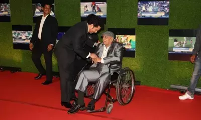 Tendulkar happy with Maha govts decision to build Ramakant Achrekars statue at Shivaji Park