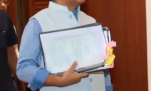 Remove Himanta Biswa Sarma from CM post: Assam Opposition parties meet Guv