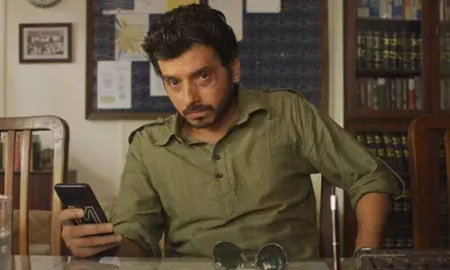 Munna Bhaiya Returns: Mirzapur 3 Announces Bonus Episode After Fan Uproar