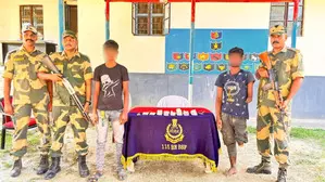 BSF seizes FICN along India-Bangladesh border, two smugglers held