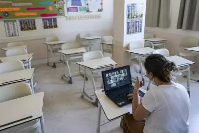 Turkish parents stressed about back-to-school spending amid high inflation