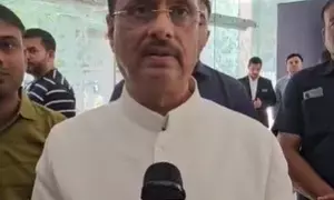 SP befooling people with laal topi, now Dinesh Sharma takes a dig at Akhilesh Yadav