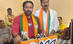 People should vote against dynastic politics in J&K: Union Minister