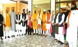 Muslim scholars, religious leaders meet Minority Affairs Minister Rijiju; back Waqf Bill