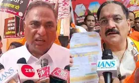 Delhi BJP vows to provide power bill refunds if elected, amid protest against AAP