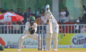 Efforts from Litton, Mehidy and Hasan put Bangladesh just ahead of Pakistan