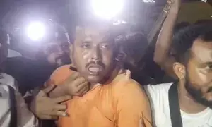 RG Kar tragedy: Drunk youth arrested for misbehaving with women protesters