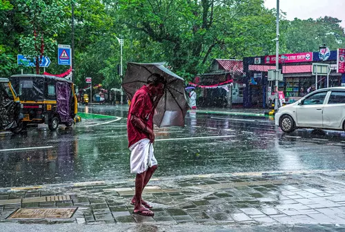 IMD issues yellow alert for five Kerala districts IMD issues yellow alert for five Kerala districts