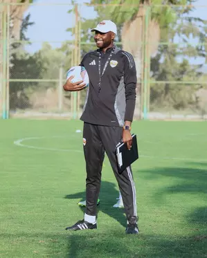 Former Ivory Coast, Leeds defender Sol Bamba dies at 39 Former Ivory Coast, Leeds defender Sol Bamba dies at 39