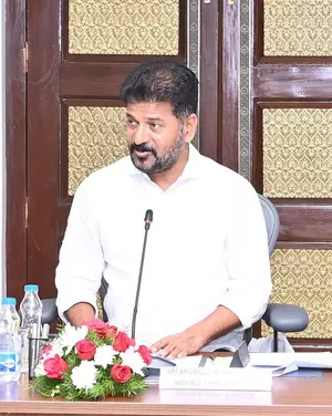 Heavy rain lashes Telangana, CM appeals to people to remain indoors Heavy rain lashes Telangana, CM appeals to people to remain indoors