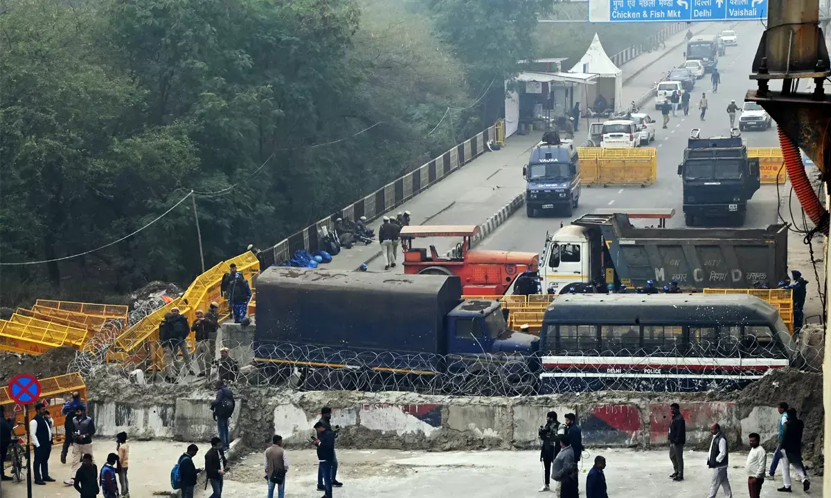 Supreme Court Constitutes 5-Member Panel to Address Farmers Issues and Remove Barricading at Shambhu Border