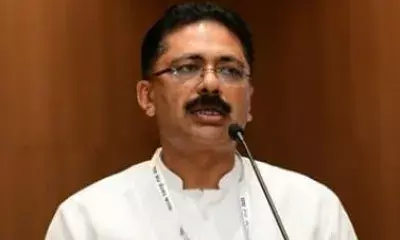 Independent MLA gains support in new attack on Vijayan government