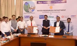 Maha govt signs MoUs for Rs 2.14 lakh cr investment in hydro power sector