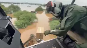 Train traffic remains disrupted due to floods in Telugu states Train traffic remains disrupted due to floods in Telugu states