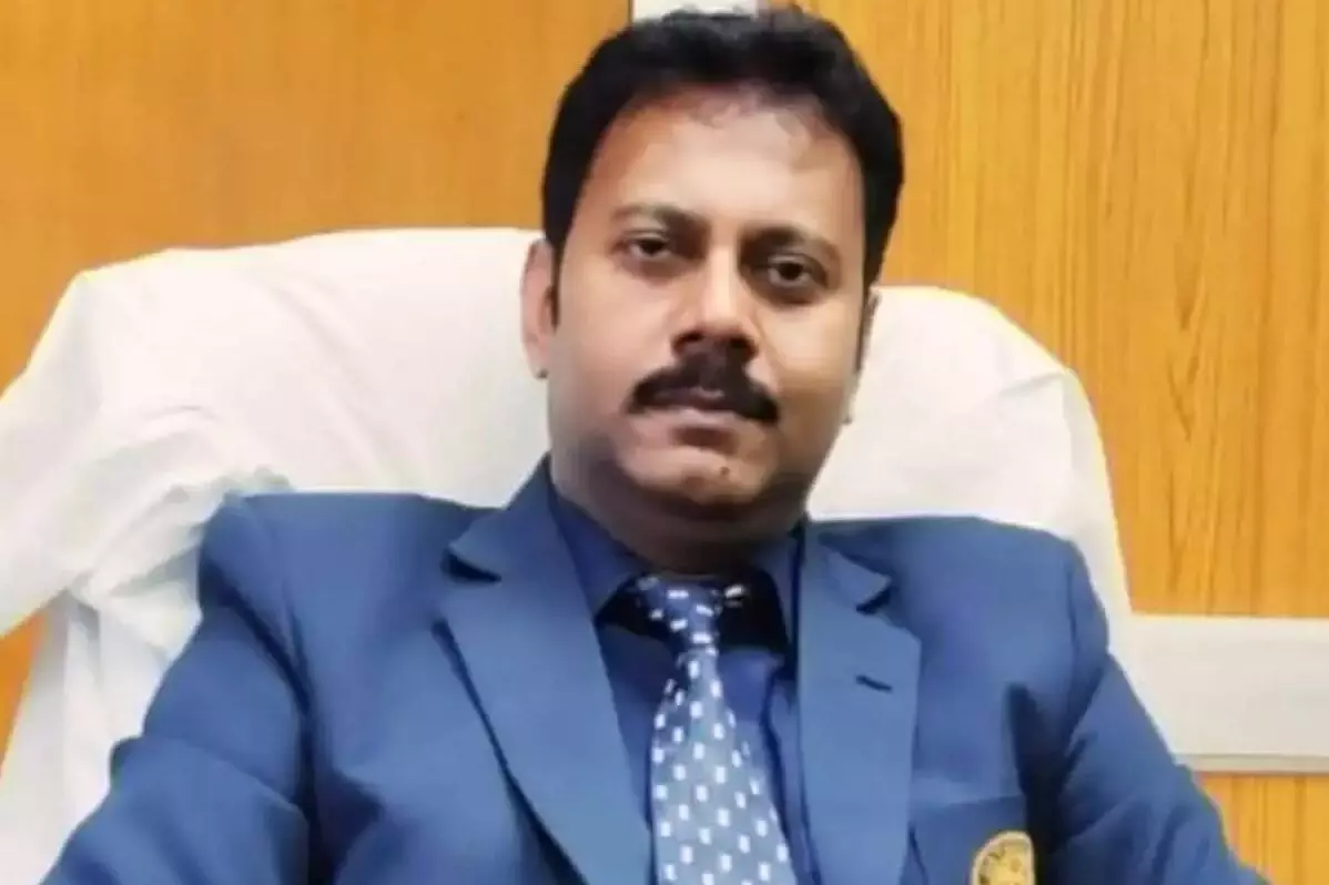 Sandeep Ghosh Moves Supreme Court, Challenges Calcutta High Courts CBI Inquiry Order in Corruption Case Sandeep Ghosh Moves Supreme Court, Challenges Calcutta High Courts CBI Inquiry Order in Corruption Case