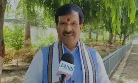 Nitish worried as BJP suspects he may switch sides again, claims RJD