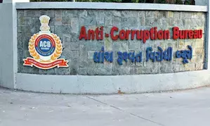 Gujarat ACB arrest two persons, recovers Rs 10 lakh in bribery case