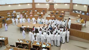 Tripura Assembly witnesses stormy session over setting up of private medical college (Ld)