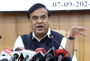 Assam to maintain double vigilance to check Bdeshi infiltration: Himanta Biswa Sarma (Ld) Assam to maintain double vigilance to check Bdeshi infiltration: Himanta Biswa Sarma (Ld)