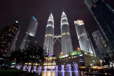 Malaysias unemployment rate remains unchanged at 3.3 per cent in July