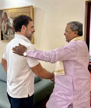 K’taka Cong leaders write to Rahul seeking gag order over statements on change of CM K’taka Cong leaders write to Rahul seeking gag order over statements on change of CM