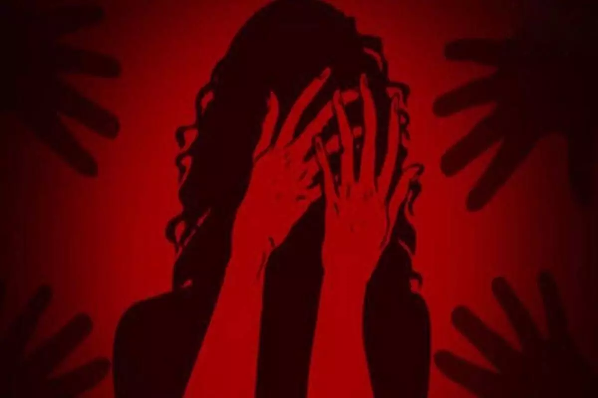 IAF Officer Files Rape Complaint Against Senior Colleague in Srinagar; Police and Air Force Launch Investigations IAF Officer Files Rape Complaint Against Senior Colleague in Srinagar; Police and Air Force Launch Investigations