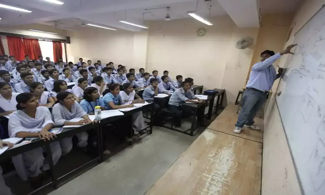 Delhi Expands Free Coaching Scheme for Aspiring Doctors and Engineers