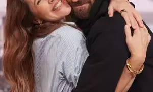 Justin Theroux, Drew Barrymore recall how they broke their ‘chest plate’, tailbone