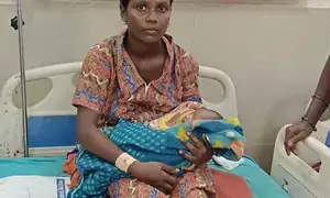 Joint efforts by police, medical officers save life of new mother in flood-hit Gadchiroli