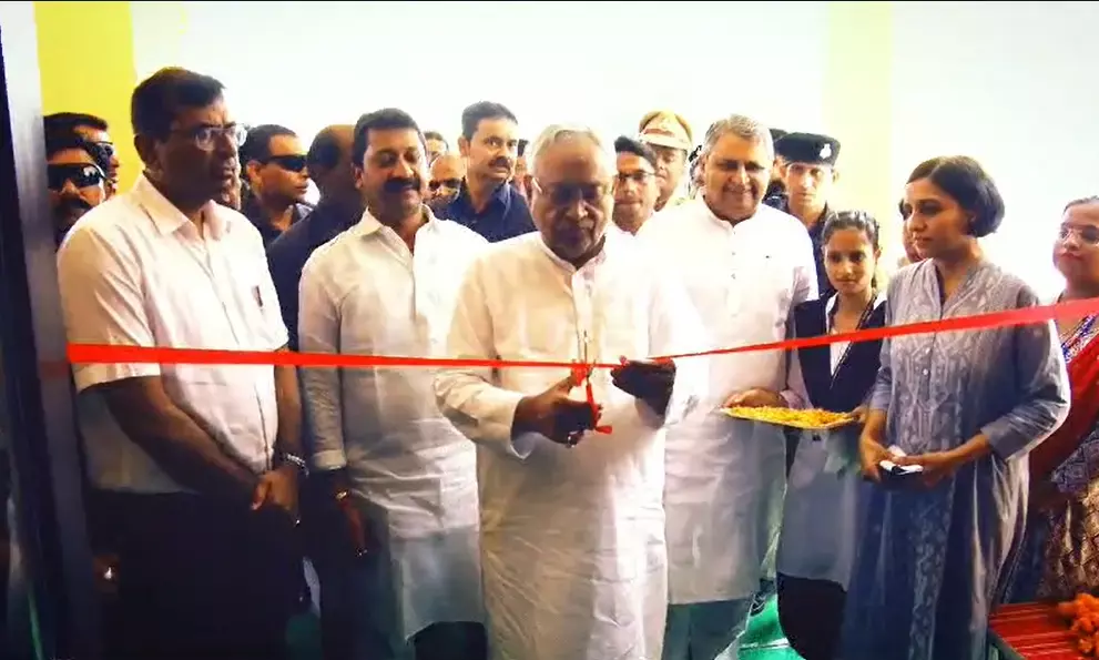 CM Nitish Kumar Inaugurates Hostels, Lays Foundation Stones for Multiple Projects in Saran District