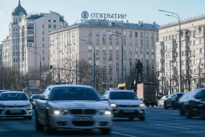 Russias central bank raises key rate to 19 per cent