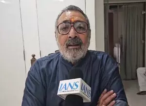 Giriraj Singh bats for Shimla model of protest, calls for similar dissent