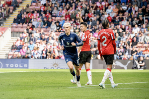 Manchester United slot three past Southampton to cap off dominant performance