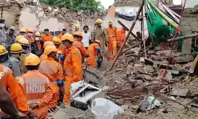 Death toll in UP building collapse rises to 10
