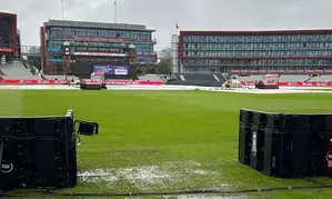 England, Australia share honours as Third T20I washed out