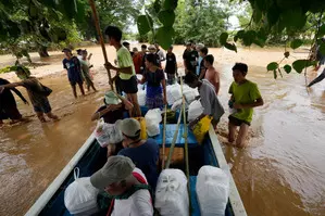 Tropical storm leaves Philippines with 6 dead, 2 missing Tropical storm leaves Philippines with 6 dead, 2 missing