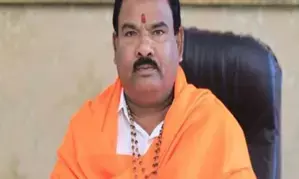 Shiv Sena MLA offers Rs 11 lakh for chopping off Rahul Gandhis tongue; MVA hits back