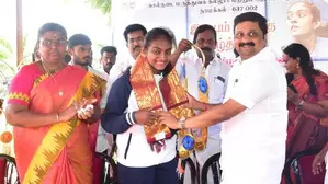 Paralympic silver medalist Thulasimathi Murugesan honoured in TN