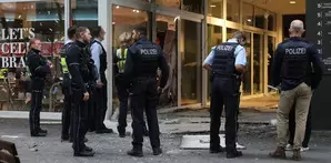 Mysterious explosion in Germanys Cologne injures one, damages building (Lead)